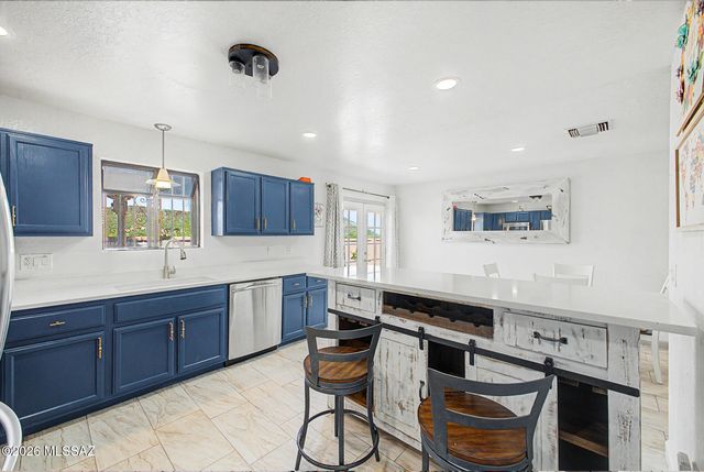 1881 S San Jacinto Drive, Tucson, AZ 85713