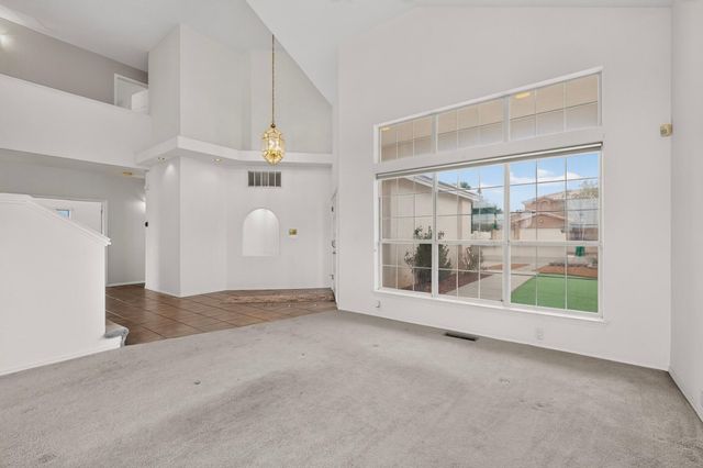 3173 Ashkirk Loop SE, Rio Rancho, NM 87124