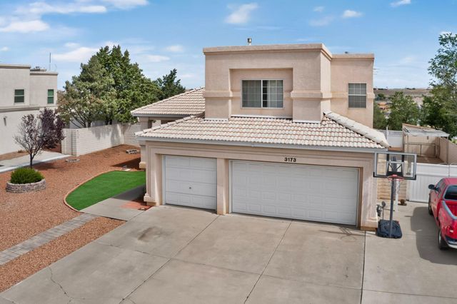 3173 Ashkirk Loop SE, Rio Rancho, NM 87124