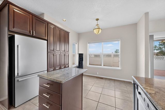 3173 Ashkirk Loop SE, Rio Rancho, NM 87124