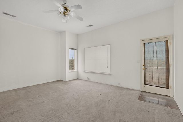 3173 Ashkirk Loop SE, Rio Rancho, NM 87124