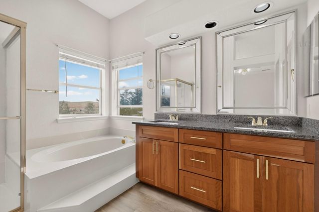 3173 Ashkirk Loop SE, Rio Rancho, NM 87124