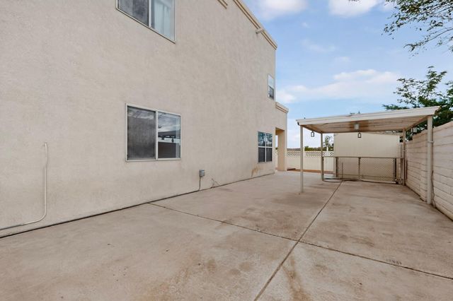 3173 Ashkirk Loop SE, Rio Rancho, NM 87124