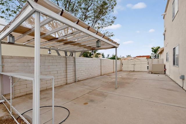 3173 Ashkirk Loop SE, Rio Rancho, NM 87124