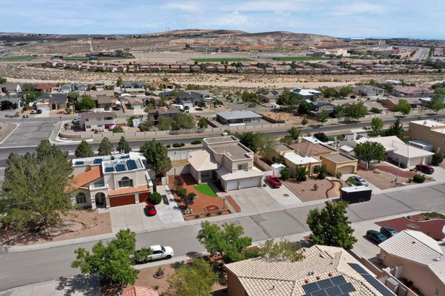 3173 Ashkirk Loop SE, Rio Rancho, NM 87124