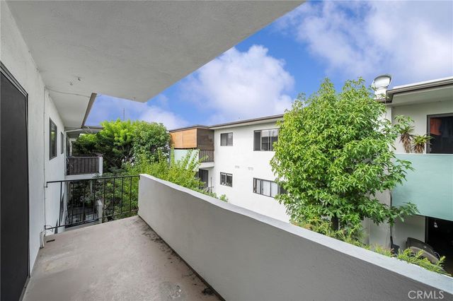 5000 S Centinela Avenue 304, Los Angeles, CA 90066