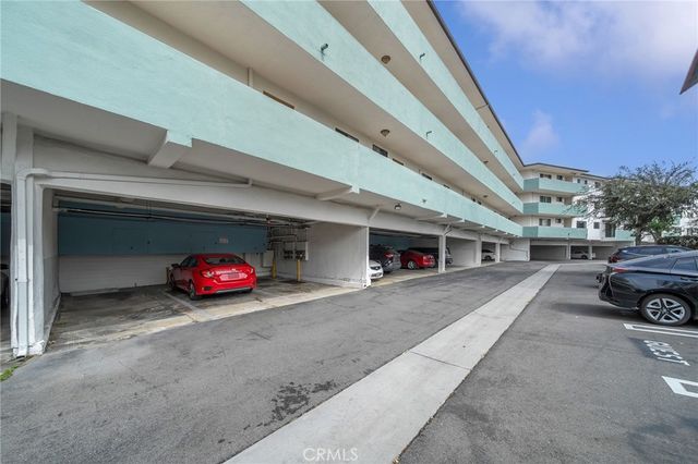 5000 S Centinela Avenue 304, Los Angeles, CA 90066