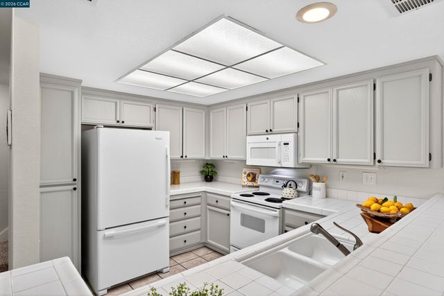 159 S WILDWOOD, Hercules, CA 94547