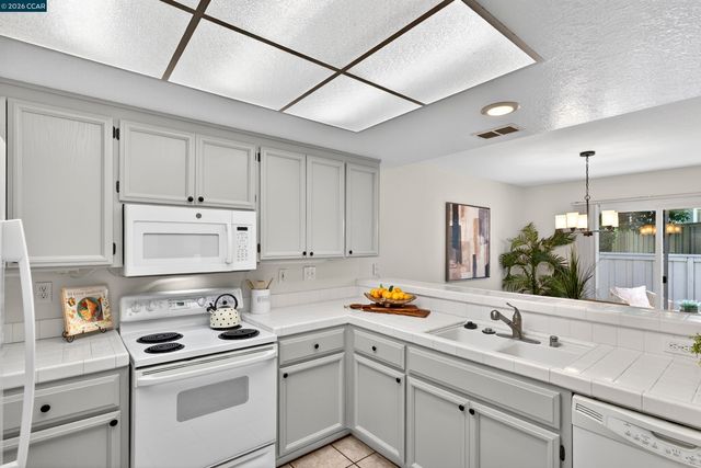 159 S WILDWOOD, Hercules, CA 94547