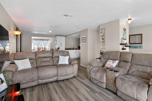 6108 FAIRWAY BOULEVARD, Apollo Beach, FL 33572