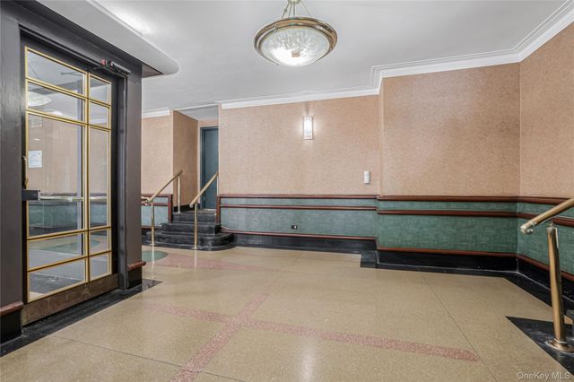 102-18 64th Avenue 2X, Forest Hills, NY 11375