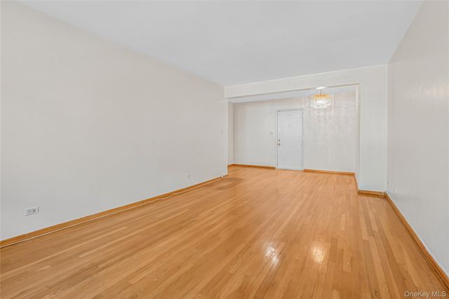 102-18 64th Avenue 2X, Forest Hills, NY 11375