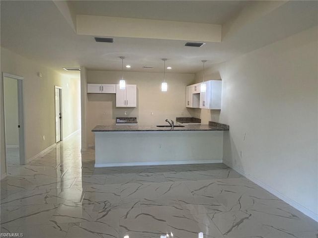 4646 24th ST SW, Lehigh Acres, FL 33973