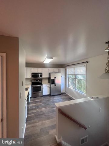 7419 COURTLAND CIR, Manassas, VA 20111