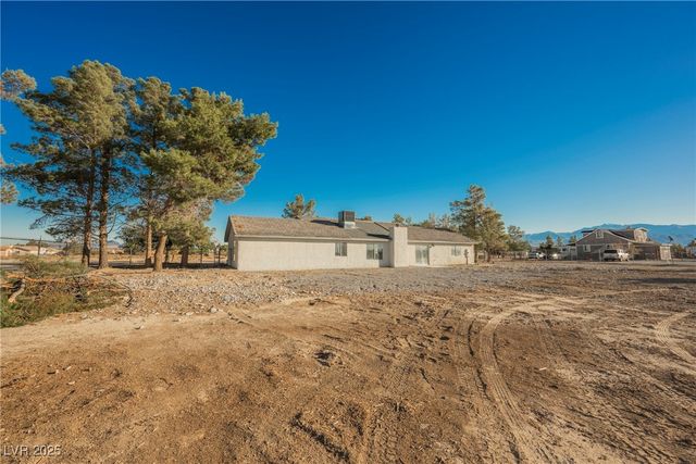 1501 West Hickory Street, Pahrump, NV 89048