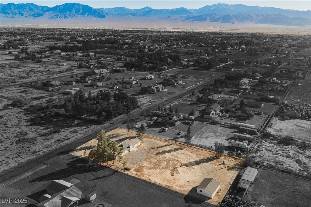 1501 West Hickory Street, Pahrump, NV 89048