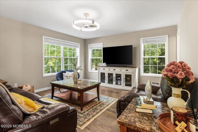 47 Cottonwood Drive, Jackson, NJ 08527