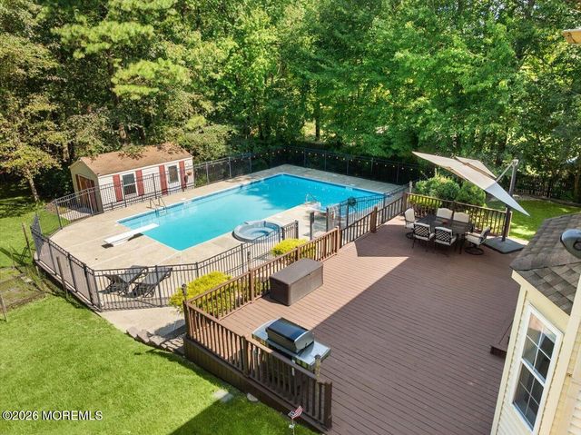 47 Cottonwood Drive, Jackson, NJ 08527