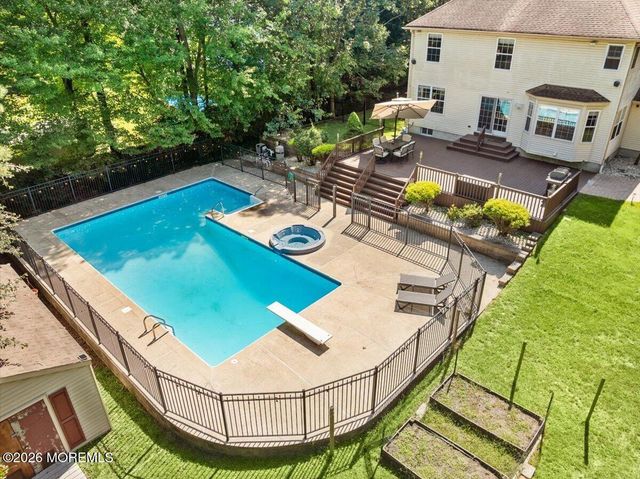 47 Cottonwood Drive, Jackson, NJ 08527