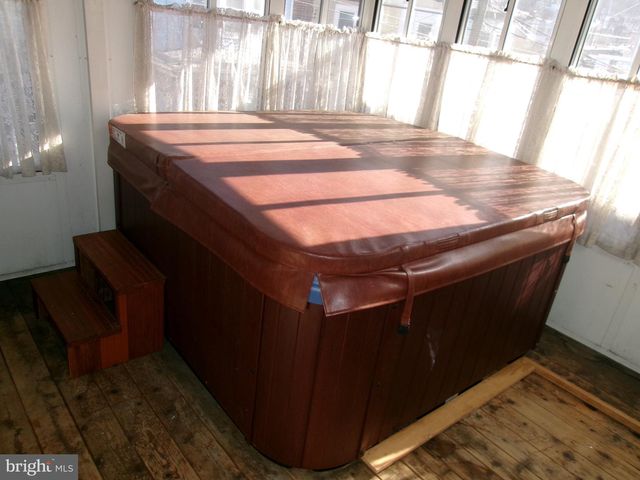 201 N GEORGE ST, Pottsville, PA 17901