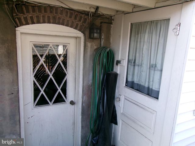 201 N GEORGE ST, Pottsville, PA 17901