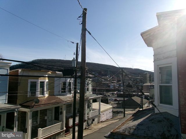 201 N GEORGE ST, Pottsville, PA 17901