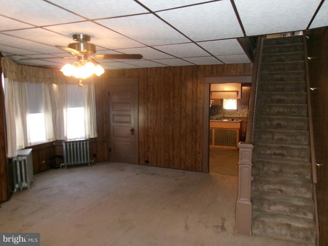 201 N GEORGE ST, Pottsville, PA 17901