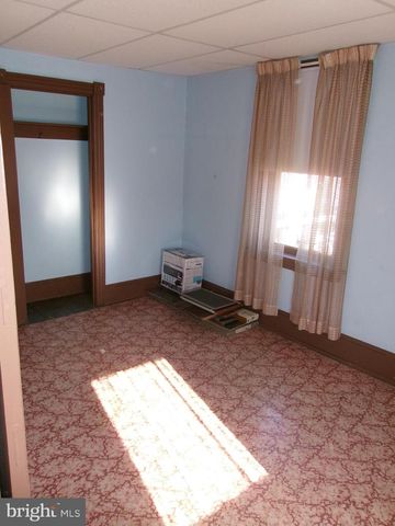 201 N GEORGE ST, Pottsville, PA 17901