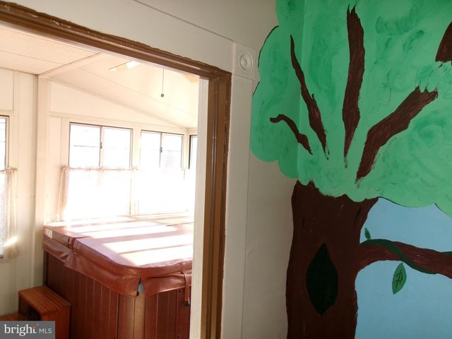 201 N GEORGE ST, Pottsville, PA 17901