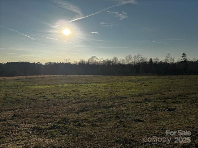 134 Charcoal Road, Cherryville, NC 28021