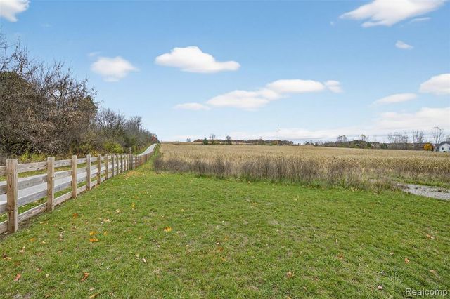 6434 Bristol Road, Swartz Creek, MI 48473
