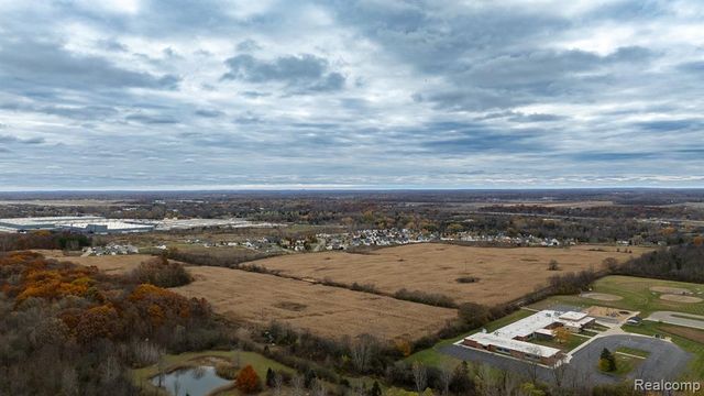 6434 Bristol Road, Swartz Creek, MI 48473
