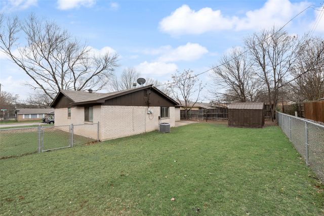 1319 Saturn Drive, Cedar Hill, TX 75104