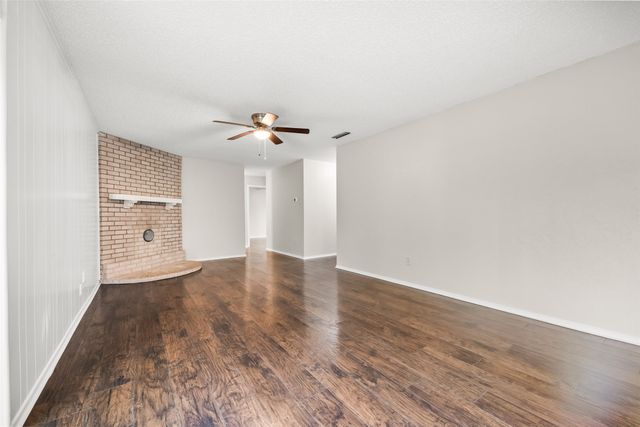 1319 Saturn Drive, Cedar Hill, TX 75104