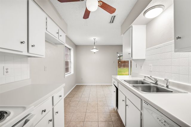 1319 Saturn Drive, Cedar Hill, TX 75104