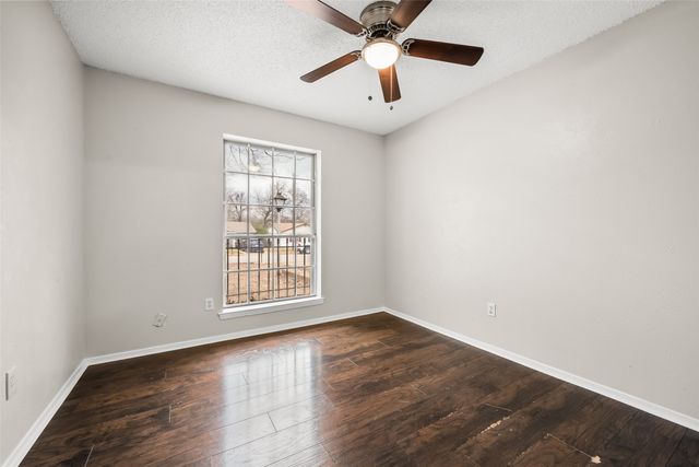 1319 Saturn Drive, Cedar Hill, TX 75104