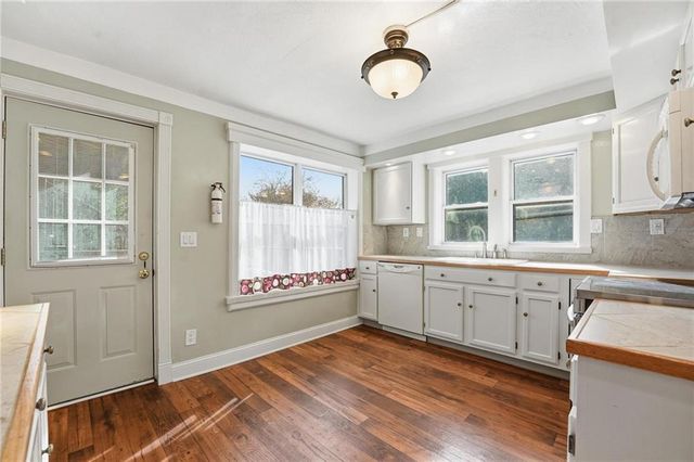 903 S Pope Avenue, Independence, MO 64050