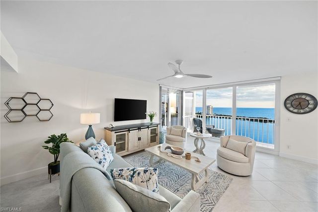 5550 Heron Point DR 1702, Naples, FL 34108