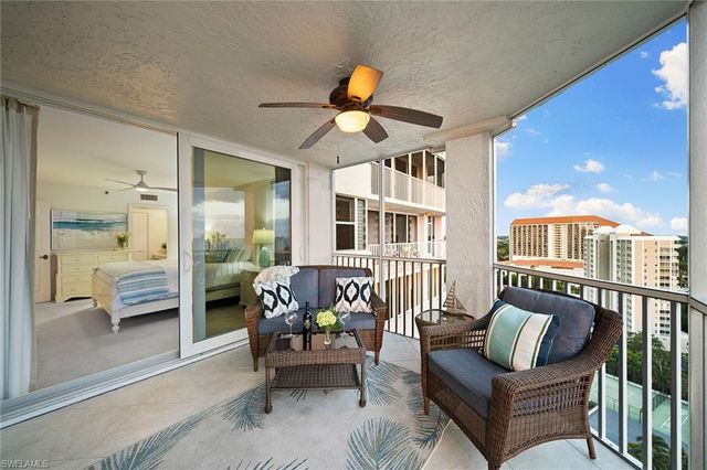 5550 Heron Point DR 1702, Naples, FL 34108