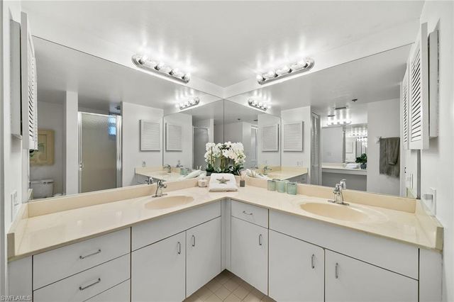 5550 Heron Point DR 1702, Naples, FL 34108