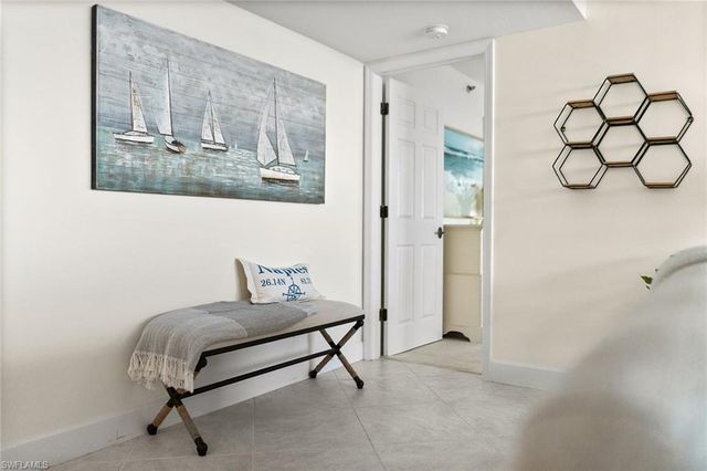 5550 Heron Point DR 1702, Naples, FL 34108