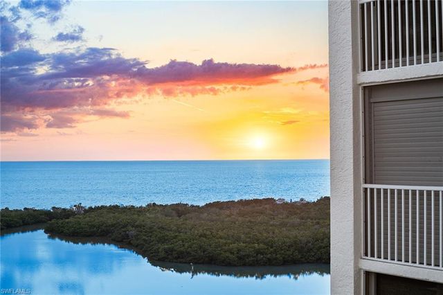 5550 Heron Point DR 1702, Naples, FL 34108