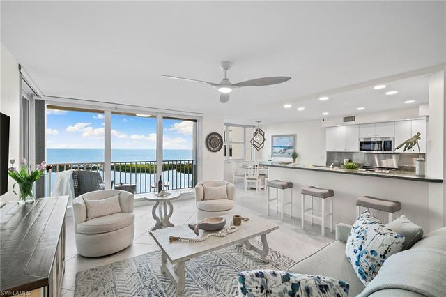 5550 Heron Point DR 1702, Naples, FL 34108