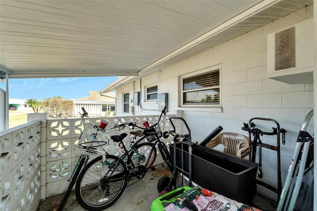 1216 HACIENDA DRIVE, Sun City Center, FL 33573