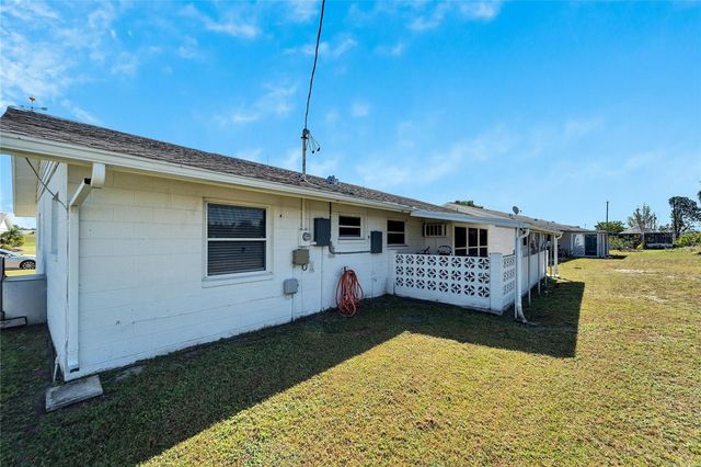 1216 HACIENDA DRIVE, Sun City Center, FL 33573
