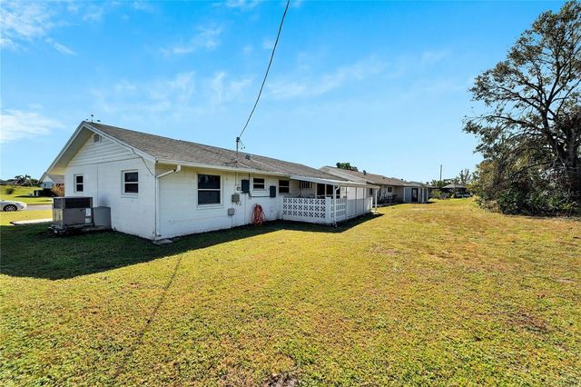 1216 HACIENDA DRIVE, Sun City Center, FL 33573