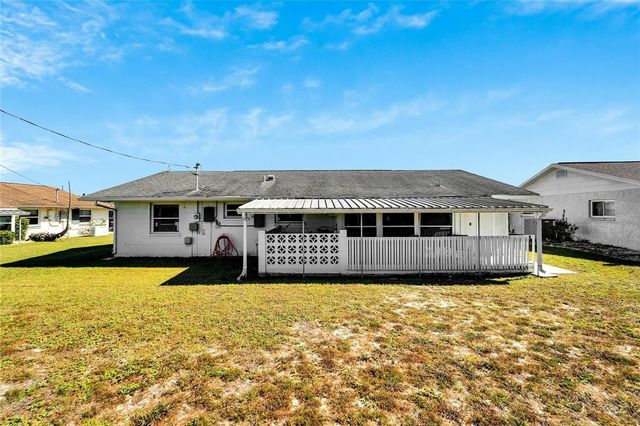 1216 HACIENDA DRIVE, Sun City Center, FL 33573
