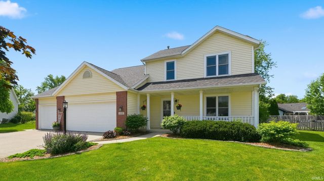 8211 Fallen Pine Court, Fort Wayne, IN 46815