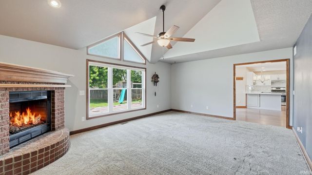 8211 Fallen Pine Court, Fort Wayne, IN 46815