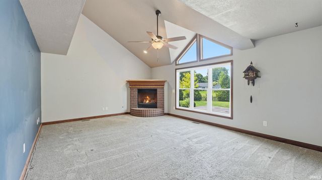 8211 Fallen Pine Court, Fort Wayne, IN 46815